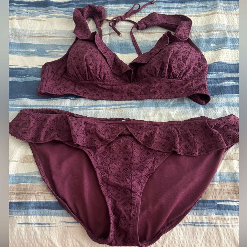 Time and Tru Women's Bikini Set in Burgundy